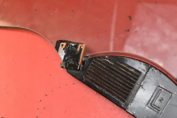 Vidro lateral esquerdo dianteiro Tesla Model Y OEM mamAUTO-1047914- image 6