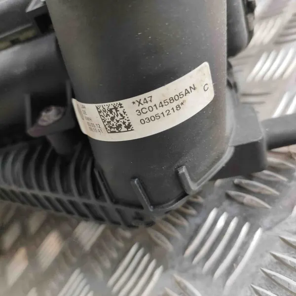 VW kylningsdel OEM 3C0145805AN Passat B7 image 6