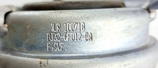 Land Rover Evoque I 2018 Engine Mount Right Side OEM image 4