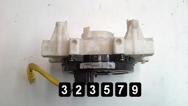 Hyundai Terracan Liukurengas OEM AM-323579 Käytetty image 4