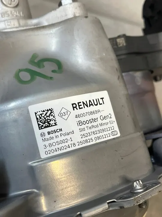 Servo Pompe Frein Renault d'Occasion OEM 460070869R image 6