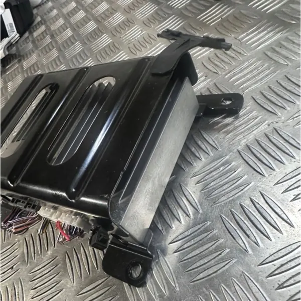 Jaguar Förstärkare OEM GX73-19C164-RE Begagnad image 5