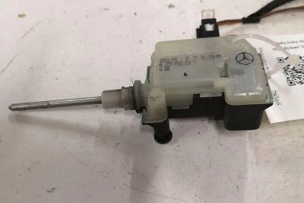 Tappo carburante MERCEDES-BENZ E (W211) A2038201997 image 3