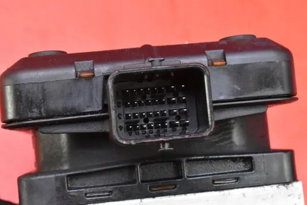 OEM 9636713880 Jousituskompressoripumppu Citroen C5:lle image 7