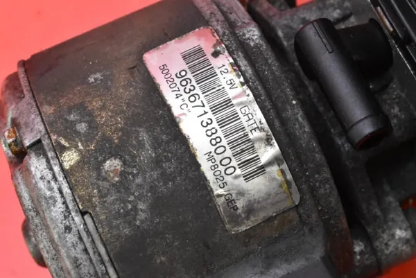OEM 9636713880 Jousituskompressoripumppu Citroen C5:lle image 8