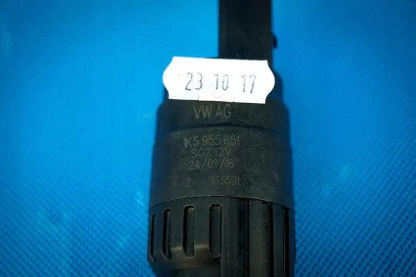 Spolarpump fram Audi VW Seat Skoda 1K5955651 image 5