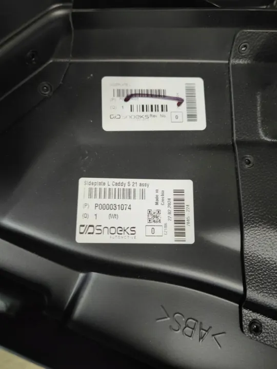 OEM P000030828 interieurbouwkit voor VW Caddy 2K7 image 10