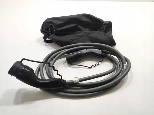 Câble de charge OEM 8490580 pour BMW 2 Active Tourer image 3