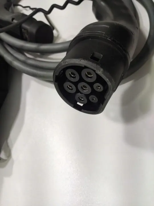 Câble de charge OEM 8490580 pour BMW 2 Active Tourer image 4