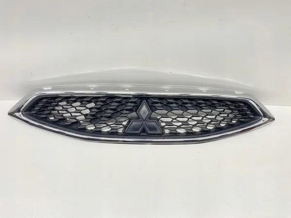Mitsubishi Space Star II Front Bumper Grill 2016-2019 OEM image 10