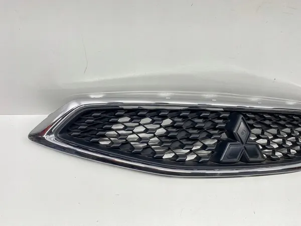 Mitsubishi Space Star II Front Bumper Grill 2016-2019 OEM image 2