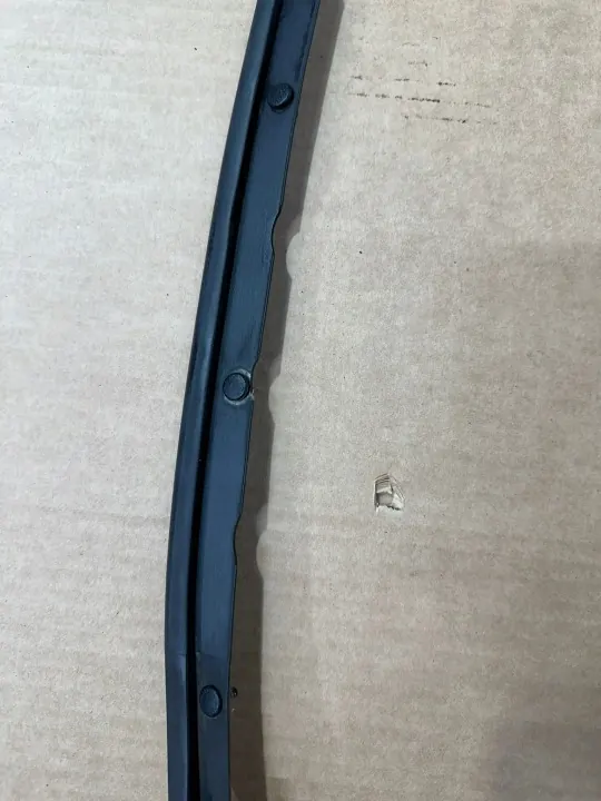 Junta do para-choques dianteiro OEM 65820-1MA1B Infiniti image 3