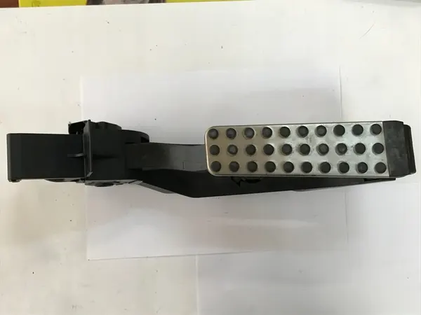 Gaspedaal Mercedes W203 OE 2033000904 image 3