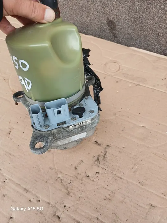 Bomba de direção assistida Volvo V50 2.0D image 5