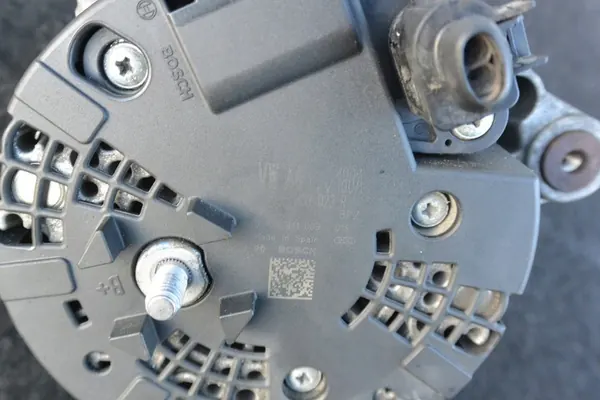 Vaihtovirtageneraattori 2.0TDI VW Passat B7 B8 image 6