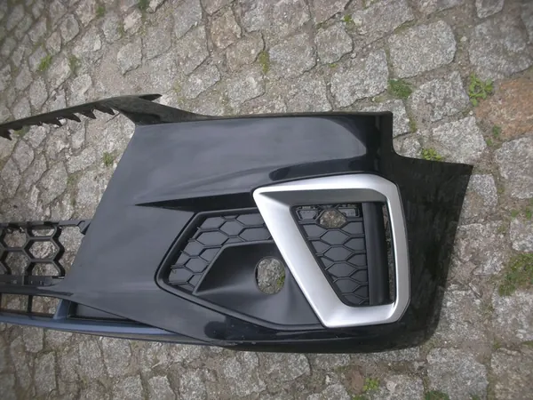 Parachoques delantero Audi A4 B9 2020 OE 8W0807065BE image 2