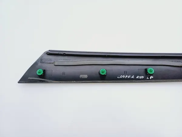 OEM DRC88480 Etu-oikea pilarisuojus Mini One:lle image 5