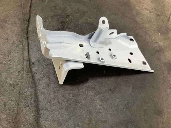 Mazda 2 Karosserieteile OEM D09H - Gebraucht image 2