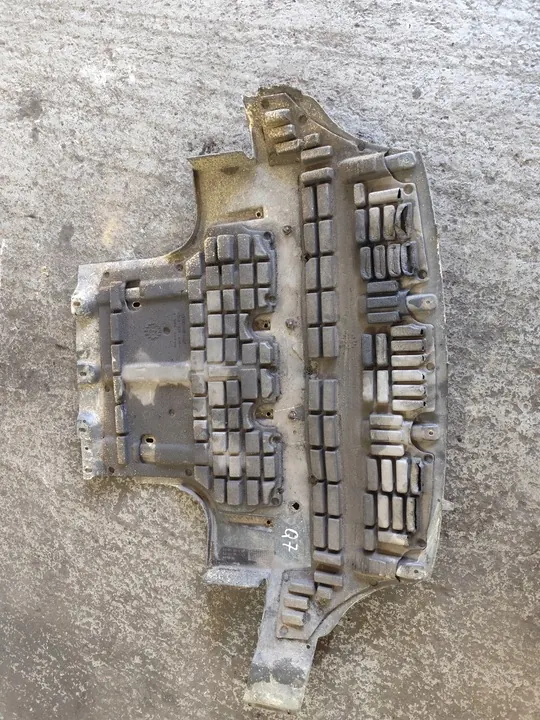 Motorhuv Audi Q7 4L 7L8825285A image 10