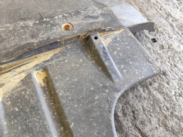 Motorhuv Audi Q7 4L 7L8825285A image 5