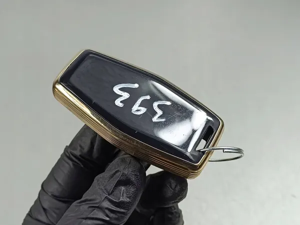 Clé ou carte Mitsubishi Outlander IV 2023 FOB47823 image 2