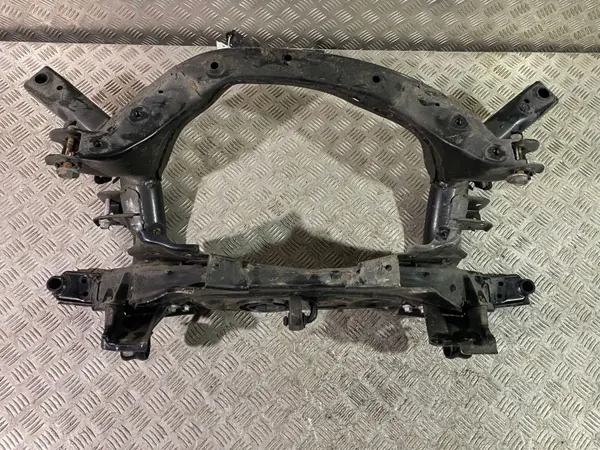Lexus NX 2020 Hinterachsträger OEM UTO31855 image 4