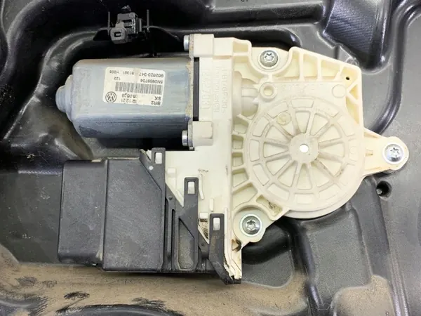 OEM 5N0839730F Höger Bakrutsregulator VW Tiguan image 3