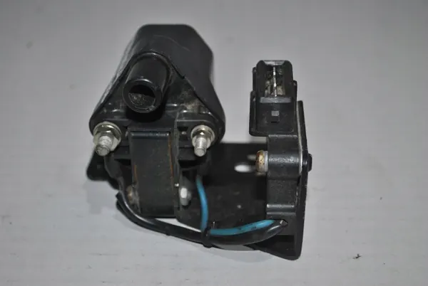 Bobina de ignição Audi A6 C4 4A0905105B image 2