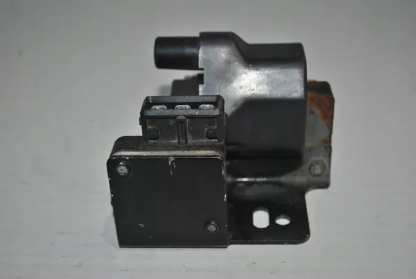 Bobina de ignição Audi A6 C4 4A0905105B image 3