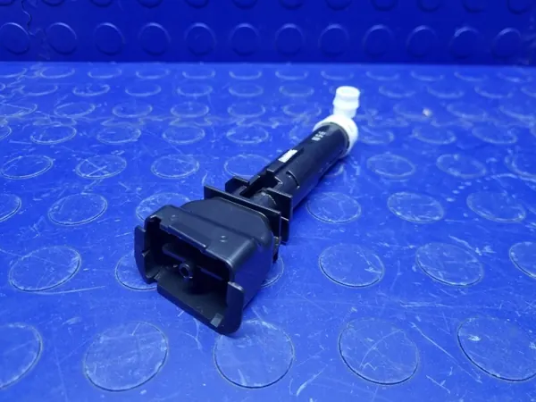 Buse de Lave-Phare Gauche OEM 28642-3ND0A image 3