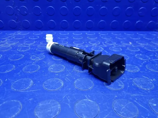 Buse de Lave-Phare Gauche OEM 28642-3ND0A image 4