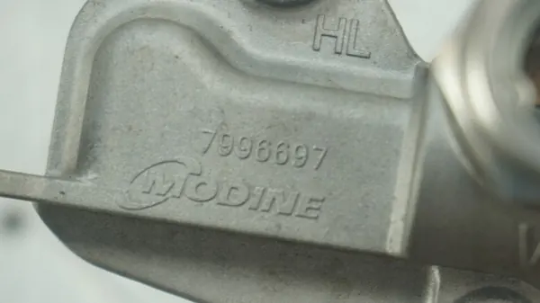 MERCEDES W213 Tubo de resfriamento de óleo A6541400460 image 3