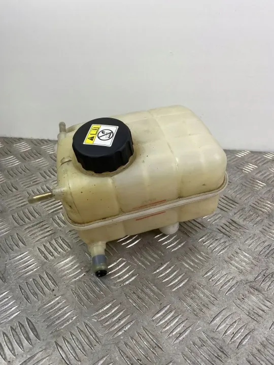SsangYong Rexton 2019 Ausgleichsbehälter OEM FOB26722 image 2