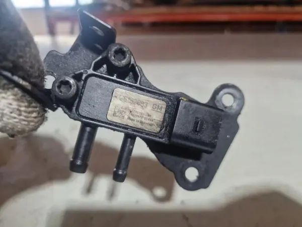 MAP-anturi OEM 25102883 Opel Antara 2.2L Diesel image 4