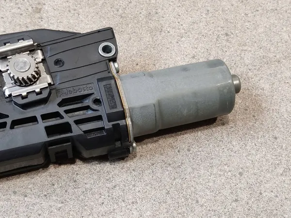 Motor de techo corredizo Mercedes-Benz OEM A2139014800 image 7