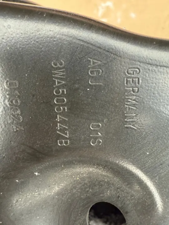 OEM 3WA505107B bakaxelbalk för VW Passat B9 image 4