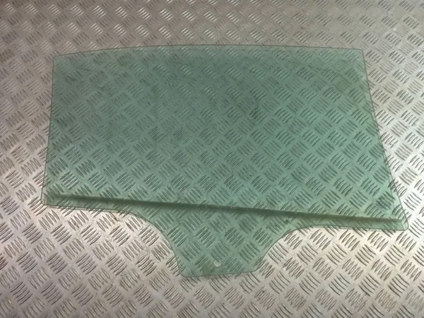 BMW E46 Kombi Heckklappenglas OEM 43R-001026 image 7