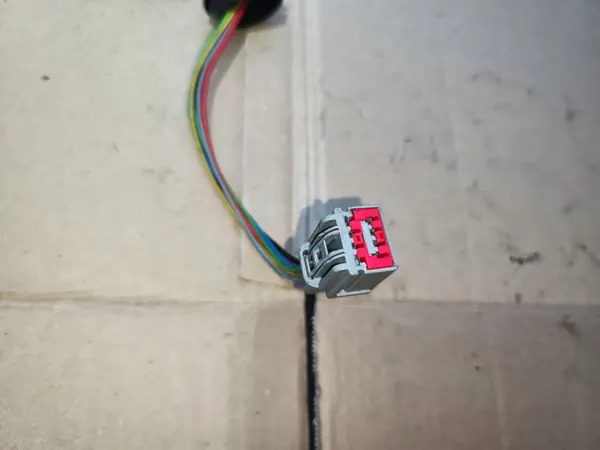 Baklucka Lyftaktuator Ford MK2 Escape USA 2018 image 3