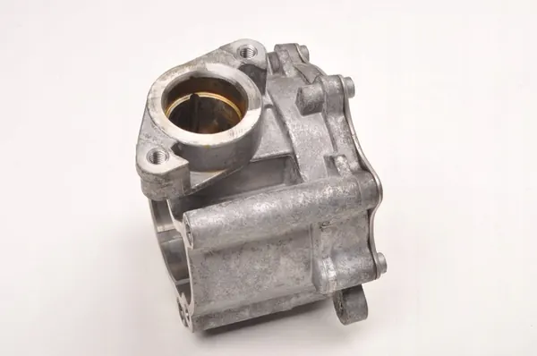 VOLVO S60 III V60 II XC60 II XC90 II T8 Pompe à vide 31480558 image 2