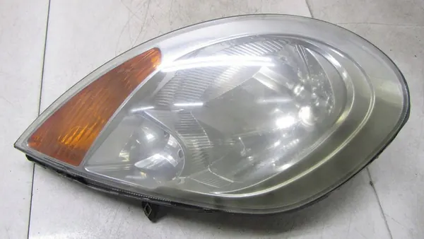 TRAFIC VIVARO II Faro Derecho 06- image 3