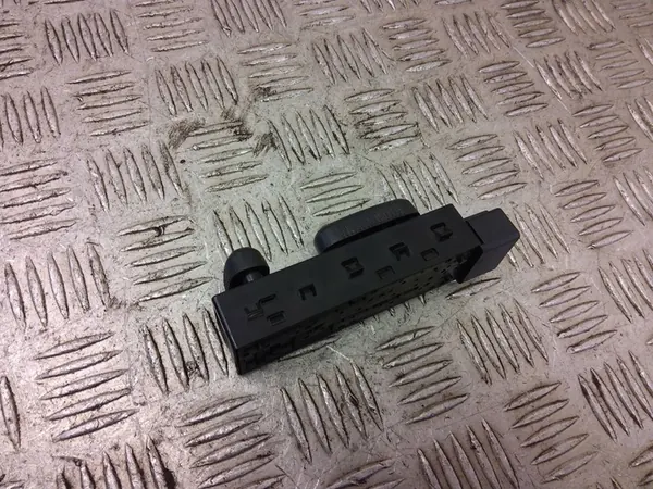 Opel Insignia A 2014 Right Front Seat Adjustment Handle OEM 12451498 image 5