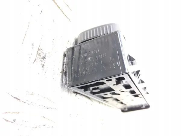 Opel Insignia A 2014 Right Front Seat Adjustment Handle OEM 12451498 image 7