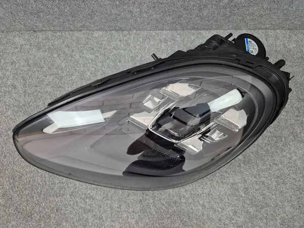 Farol Dianteiro Esquerdo - PORSCHE CAYENNE II OEM 7P5941035K image 4