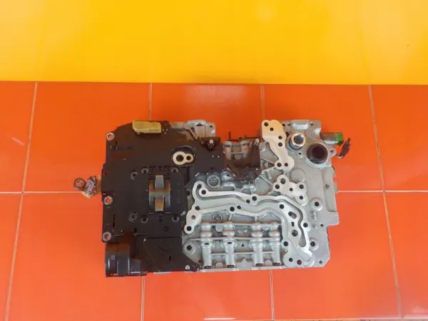 Mekatroniikkayksikkö OEM 1087427173 Range Rover Sport image 2