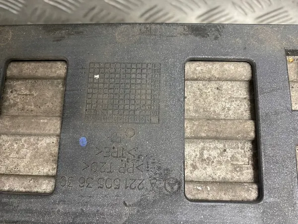 OE Intercooler MERCEDES S KLASA W221 250 320 CDI 350 image 2