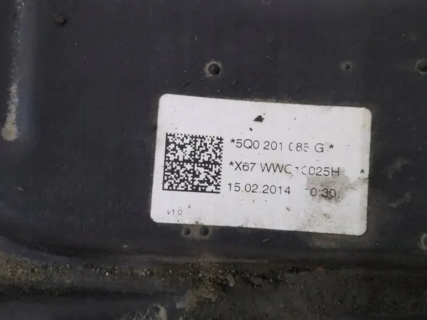 Polttoainesäiliö OEM 5Q0201085G VW Golf VII 2.0 TSI GTI:lle image 5