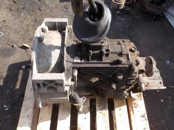 Boîte de vitesses MERCEDES VARIO 841D 1999, S5-42 image 3