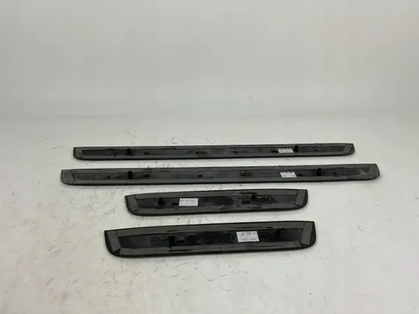 OEM 8K0853374 Vordere rechte Türschwellerleiste image 8