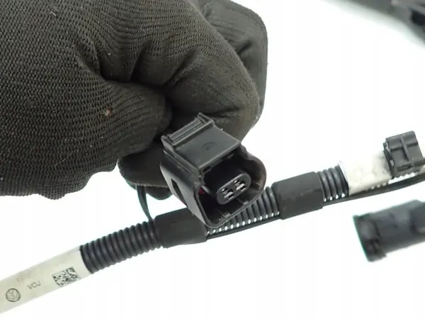 AdBlue-putki OEM 5WA131327A Skoda Octavia IV 2.0 TDI:lle image 4
