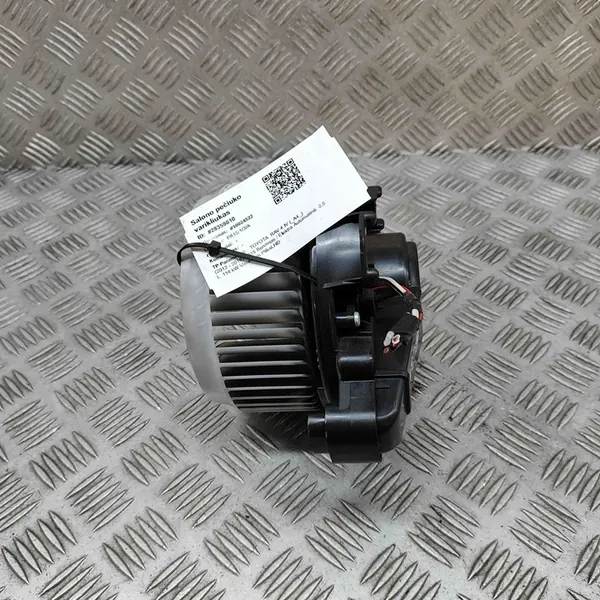 Motor de aquecimento Toyota RAV 4 (XA40) 2017 image 3
